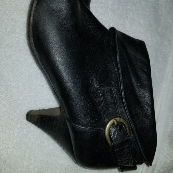 Aldo black low cut booties! - Picture 5 of 5